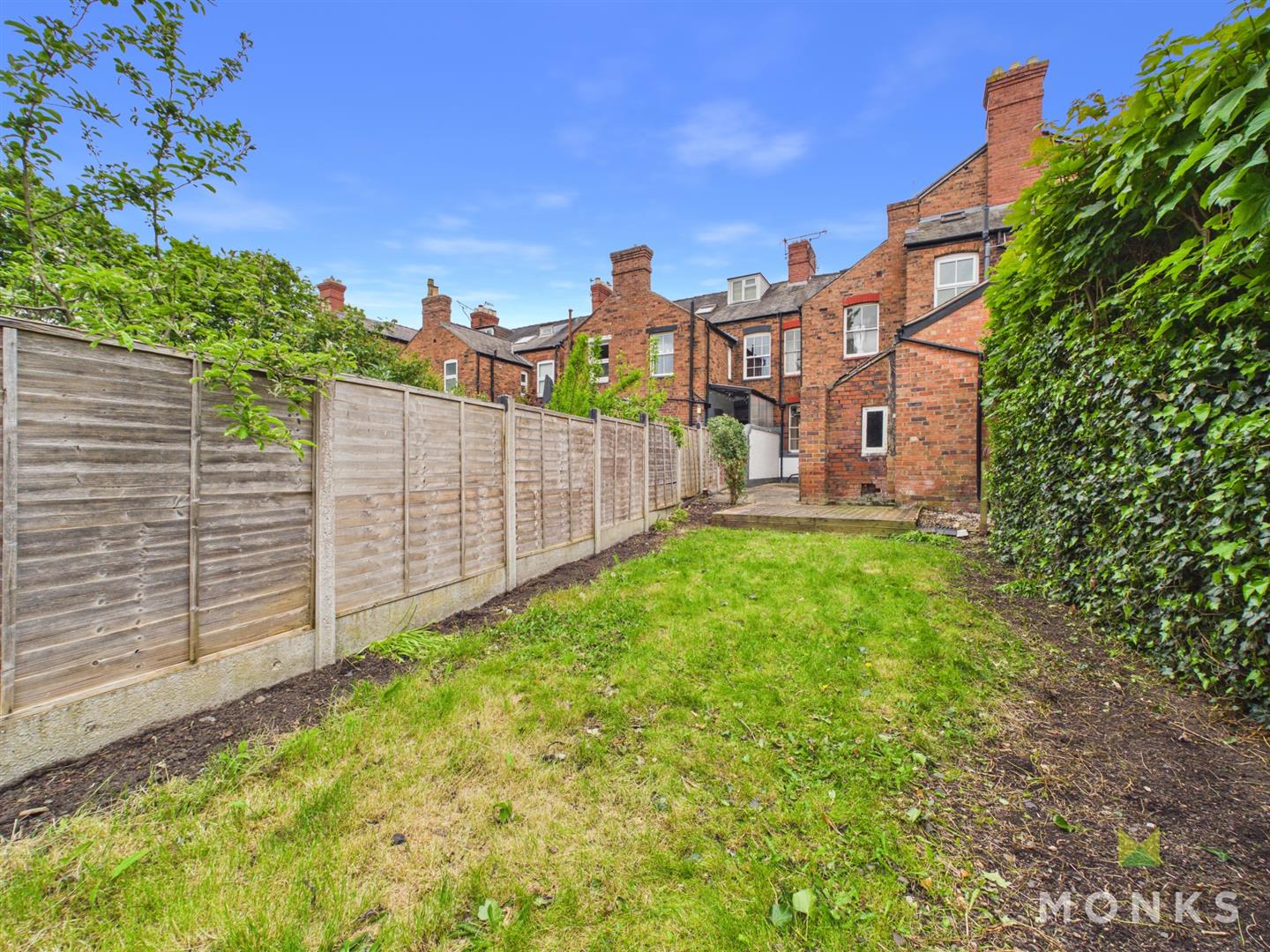 39 Monkmoor Road, Shrewsbury, SY2 5AH For Sale